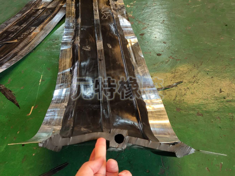 杭州钢边橡胶止水带的焊接要求介绍